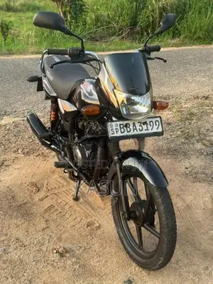 Bajaj Platina 100 2015