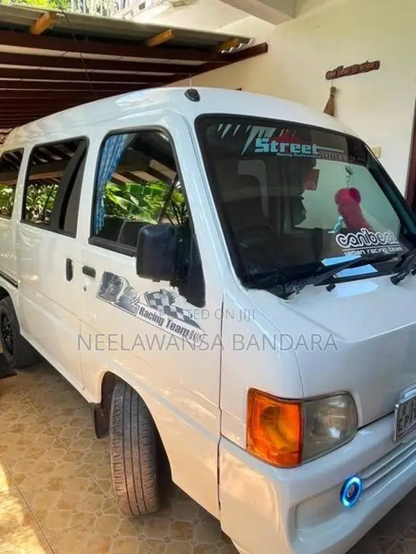 Subaru Sambar 2000