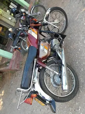 Hero CD 100 2000