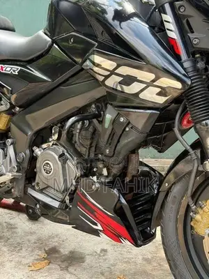 Bajaj Pulsar NS200 BS4 2017