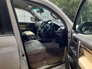 Toyota Land Cruiser Sahara V8 2007