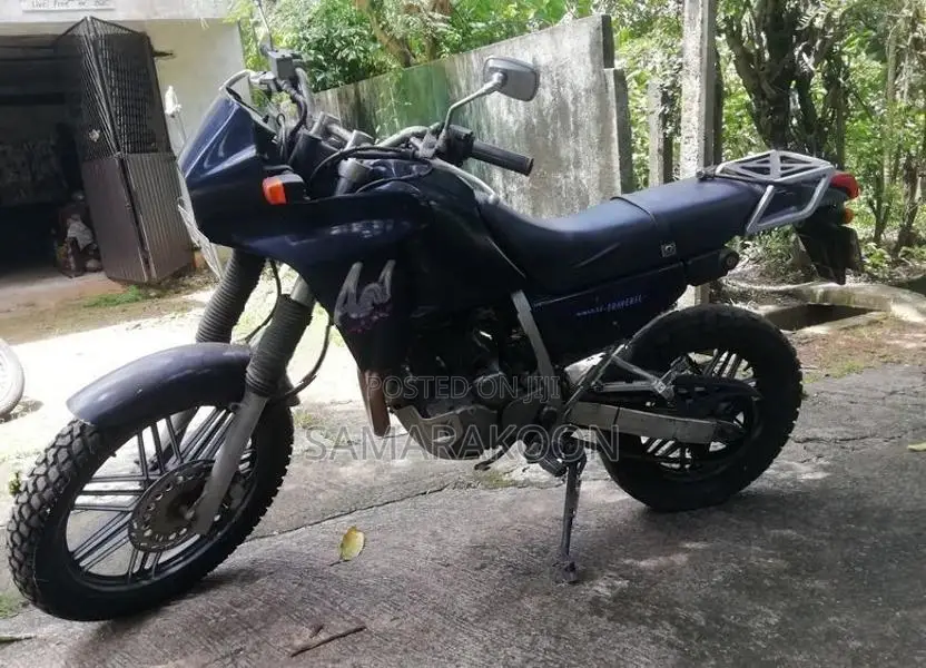 Honda AX1 2003