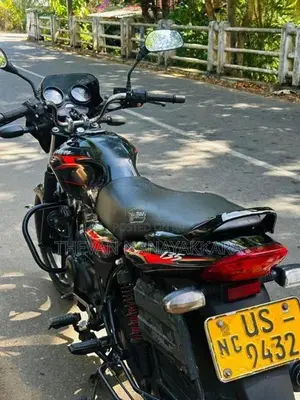 Bajaj Discover 2008