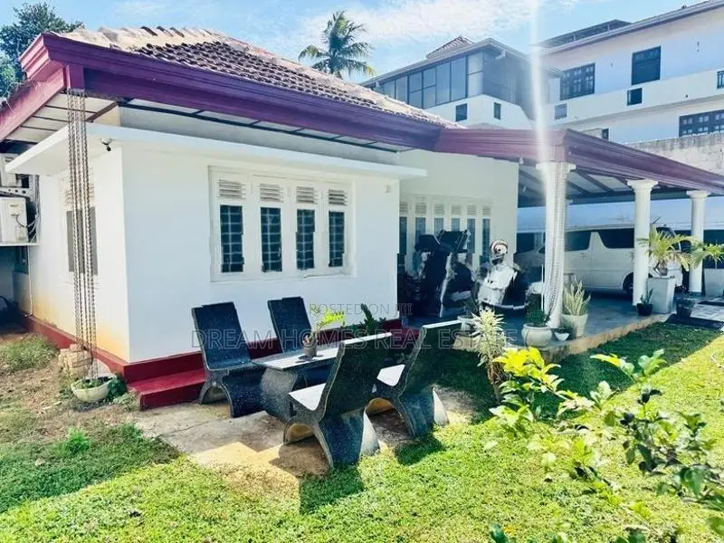 6 Bedroom House For Sale In Malabe Town
