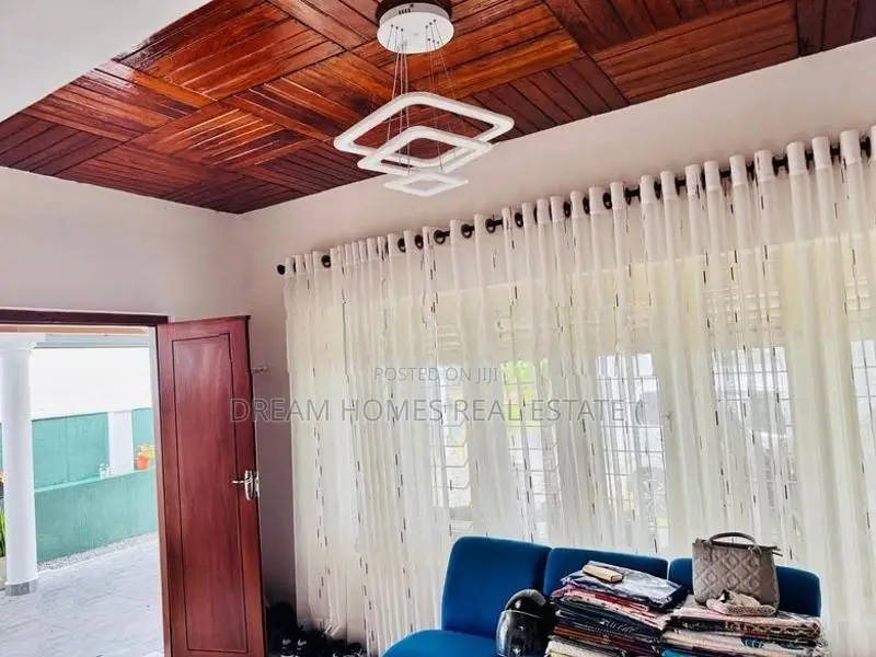 6 Bedroom House For Sale In Malabe Town