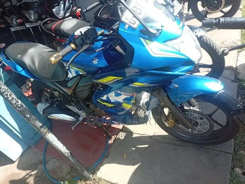 Suzuki Gixxer 2017