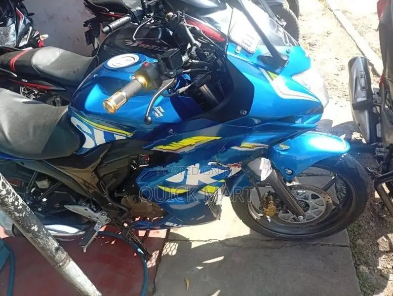 Suzuki Gixxer 2017