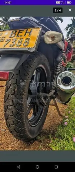 Bajaj V15 2016
