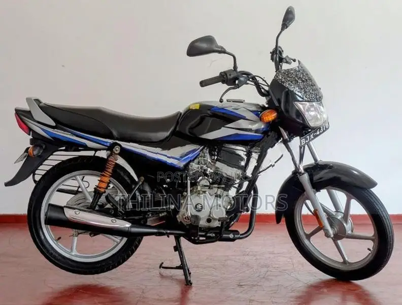 Bajaj CT100 2025
