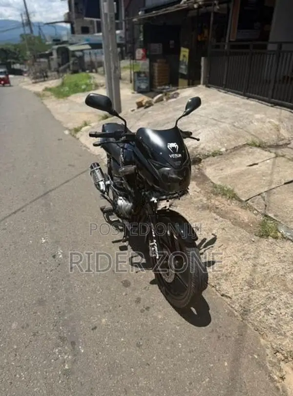Bajaj Pulsar 150 2013