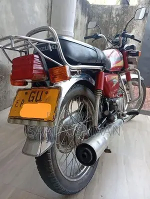Hero CD 100 2004