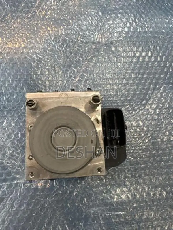 Toyota vitz ksp130 abs modulator recondition