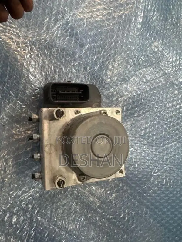 Toyota vitz ksp130 abs modulator recondition