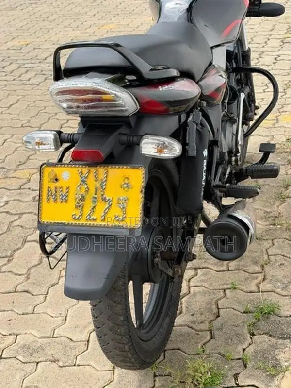 Bajaj Discover 125 2012