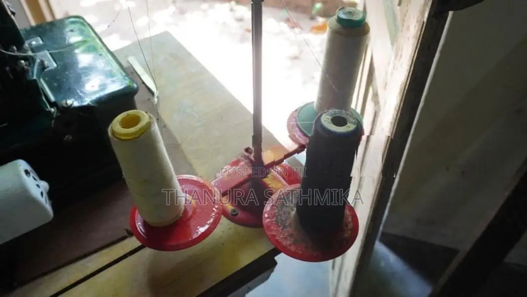 Elpar Overlock Sewing Machine With Motor