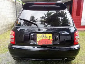 Nissan March 1998