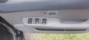 Nissan March 1998