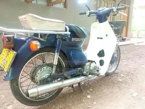 Honda Super Cub Press 2003