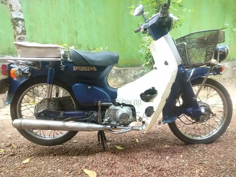 Honda Super Cub Press 2003