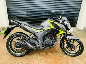 Honda CB Hornet 2017