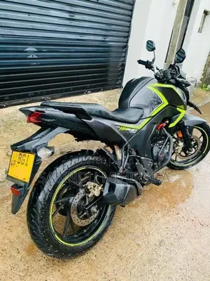 Honda CB Hornet 2017