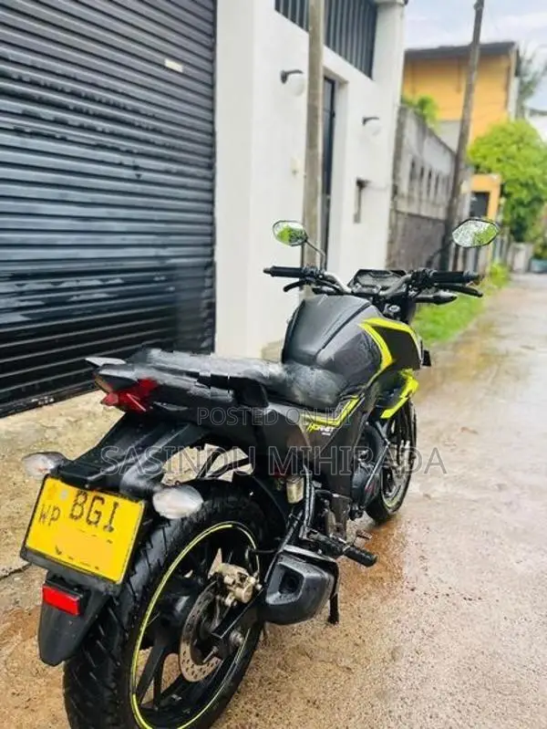 Honda CB Hornet 2017