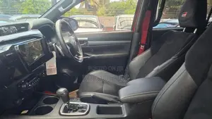 Toyota Hilux GR Sport PAC 2025