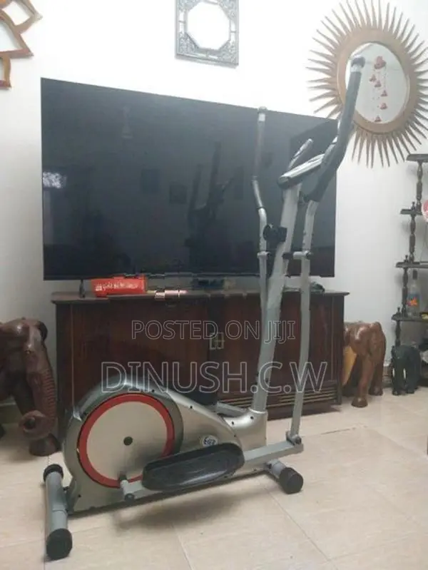 Cross Trainer Machine