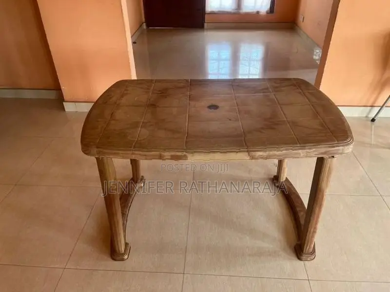 Plastic Dining Table