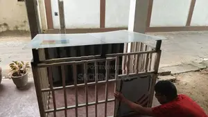 Dog House (Cage)