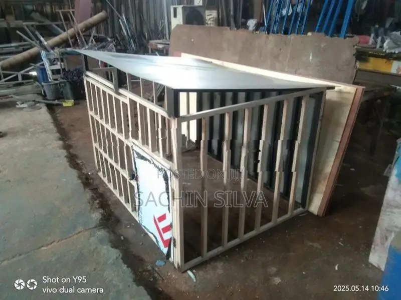 Dog House (Cage)