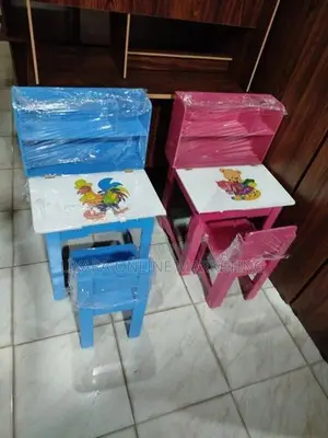 Kids Table and chair – Half Rack