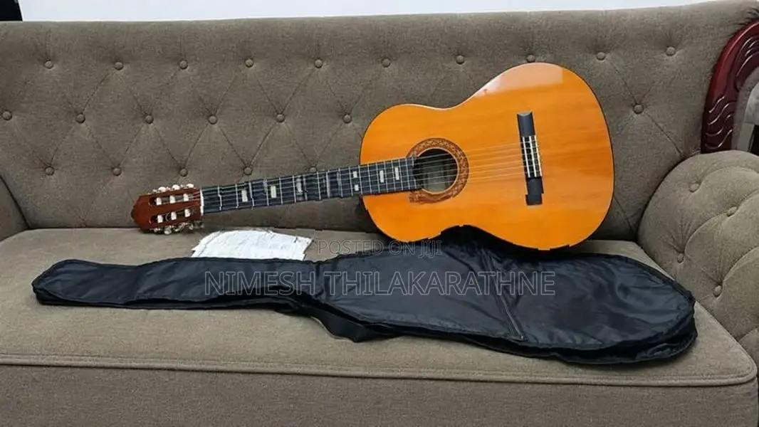 Yamaha C40 Classical Guitar