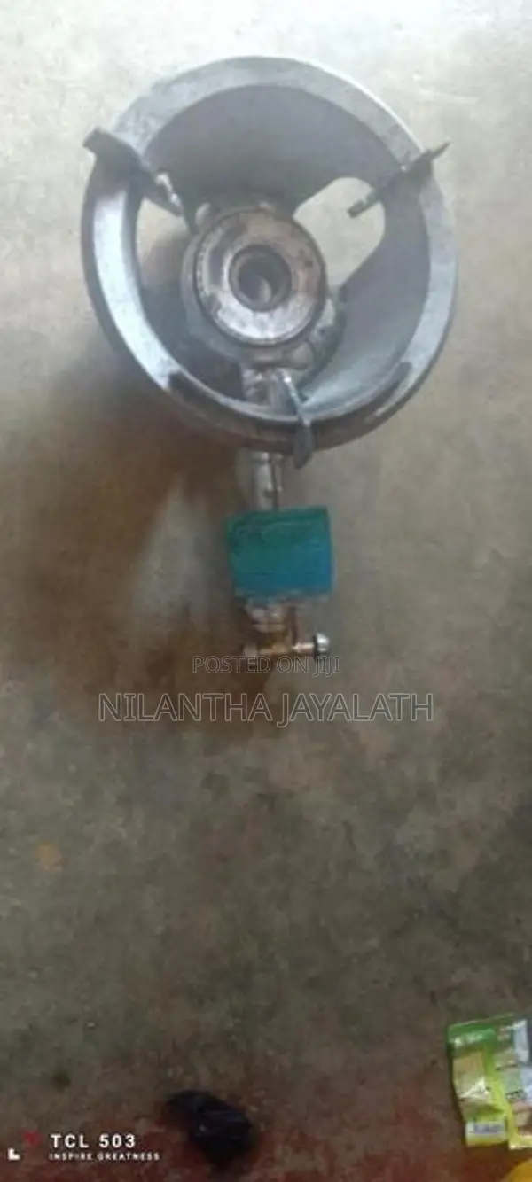 රඉස් ලිපි සමඟ පෑන්