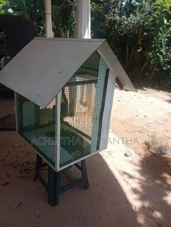 කුඩා සතුන් නැතිකිරීමට