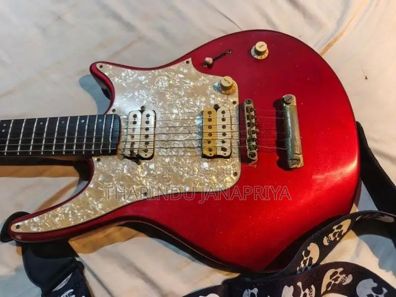 "Vantage" Electric Guitar