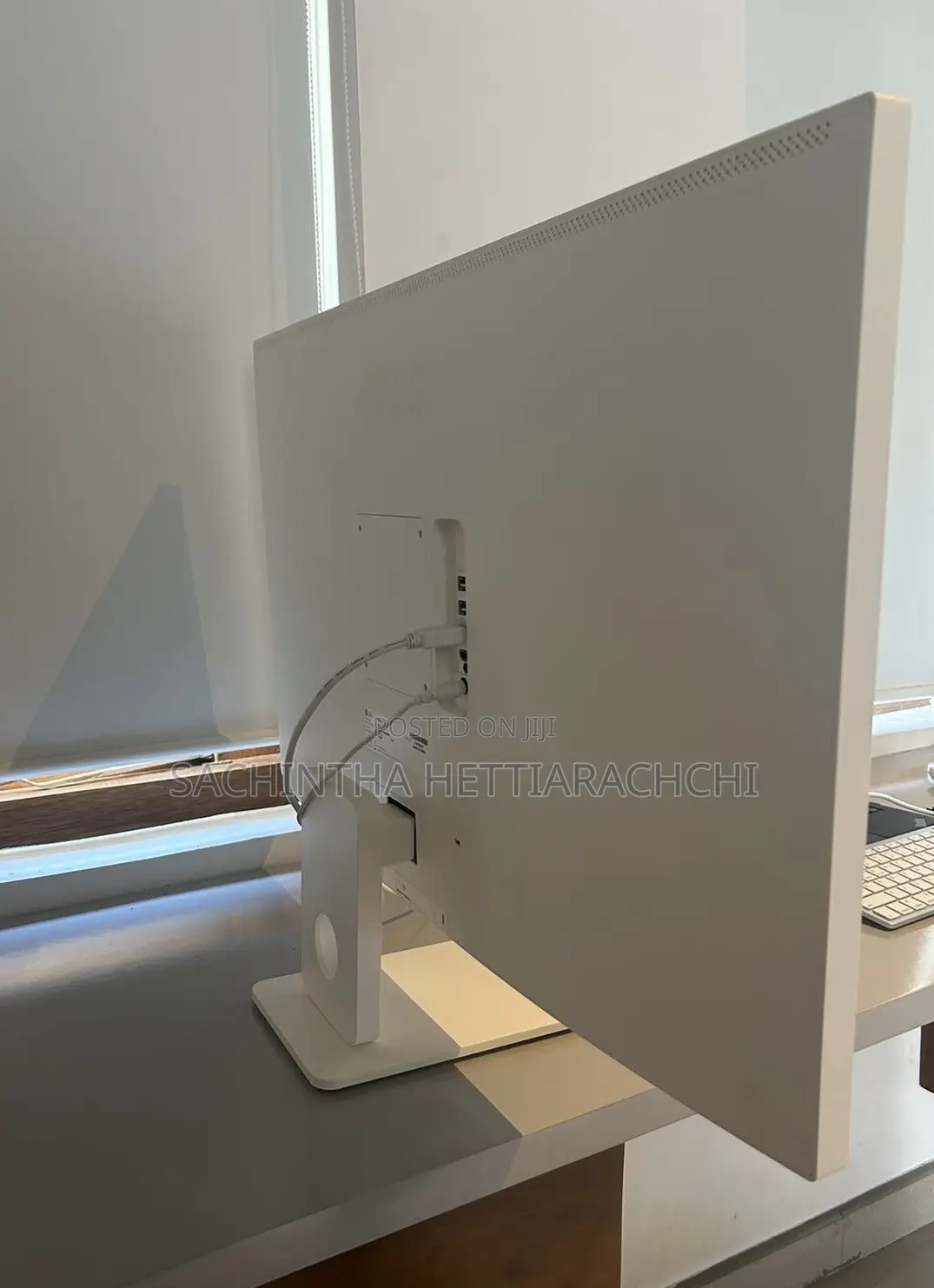 LG MyView Smart Monitor – 32” FHD With Box