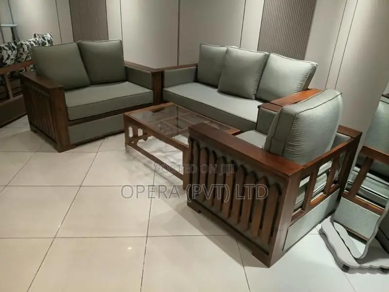 Glamorous Wooden Sofa Set