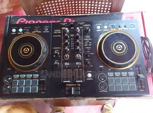 Pioneer DDJ-400 DJ Controller