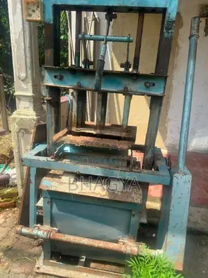 Block Gal Machine