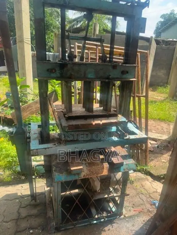 Block Gal Machine