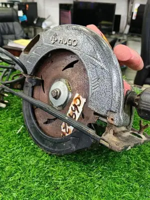 Hugo Circular Saw