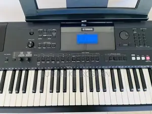Yamaha PSR EW 400 Keyboard