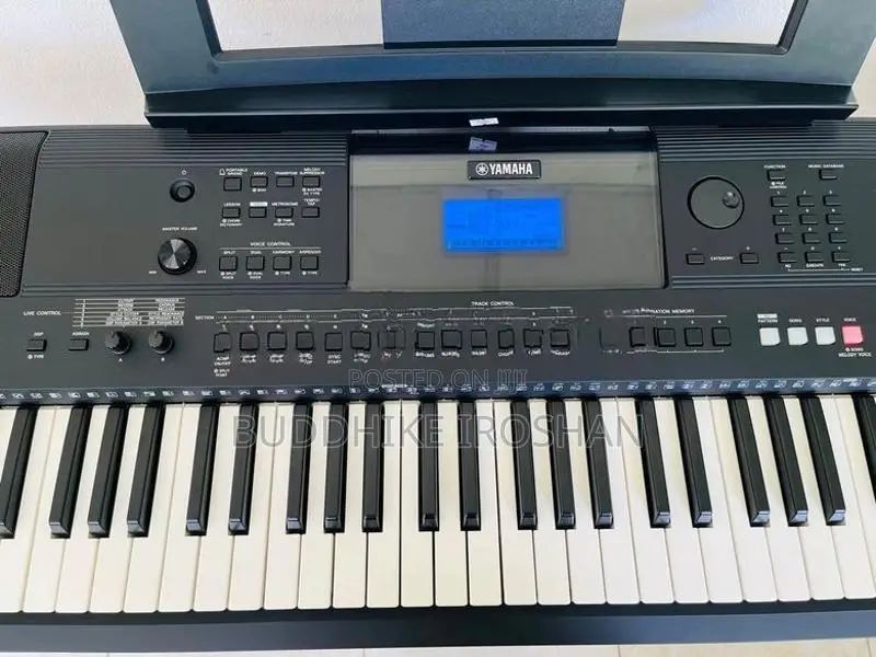 Yamaha PSR EW 400 Keyboard