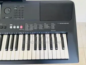 Yamaha PSR EW 400 Keyboard