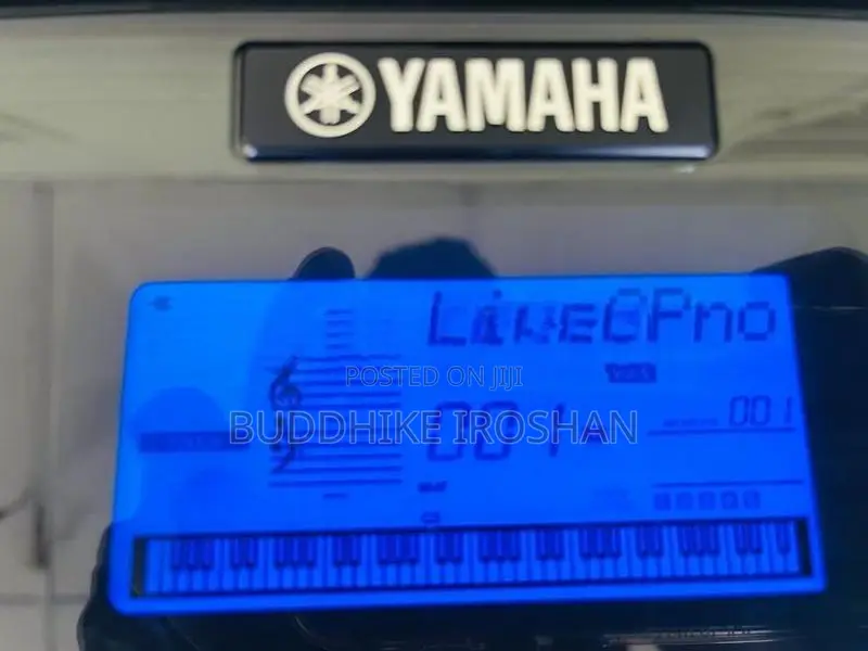 Yamaha PSR EW 400 Keyboard