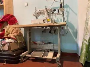 Flatlock Sewing Machine