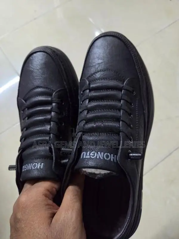 Leather Sneaker
