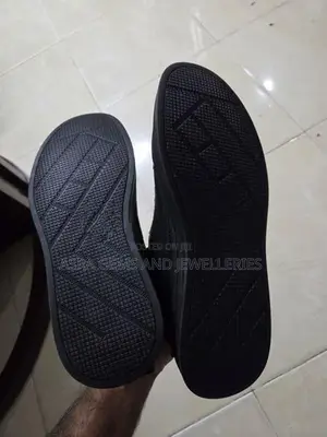 Leather Sneaker