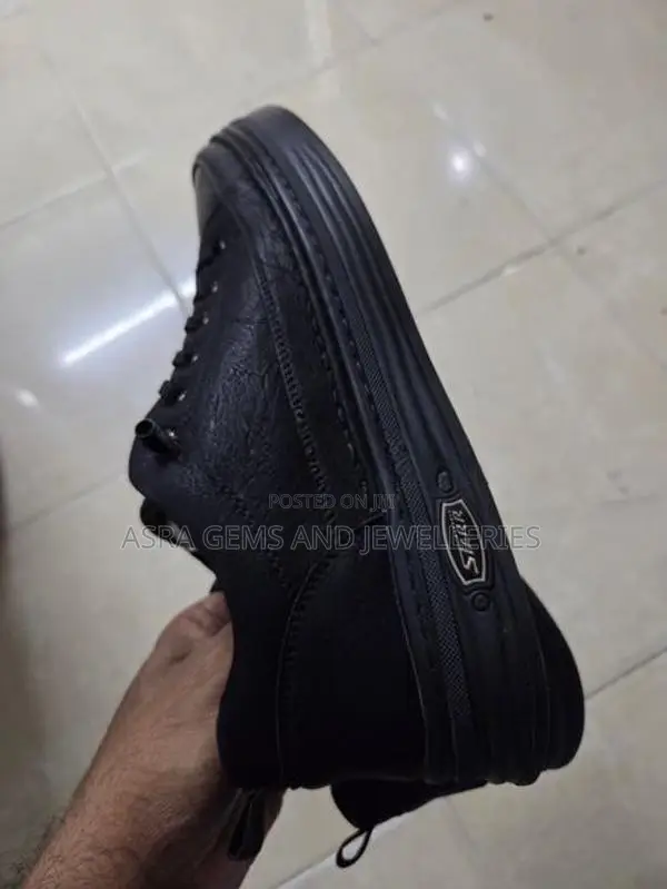 Leather Sneaker